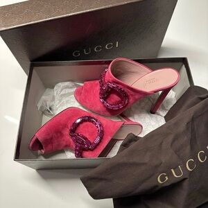 Limited Edition Limited Edition Gucci Swarovski Crystal heels